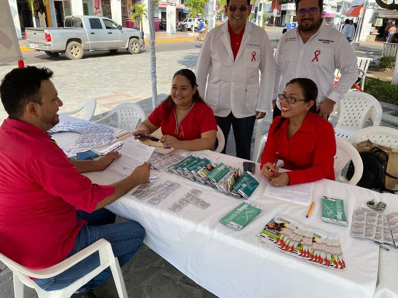 En este momento estás viendo Realizan en Tecomán campaña de detección rápida de VIH