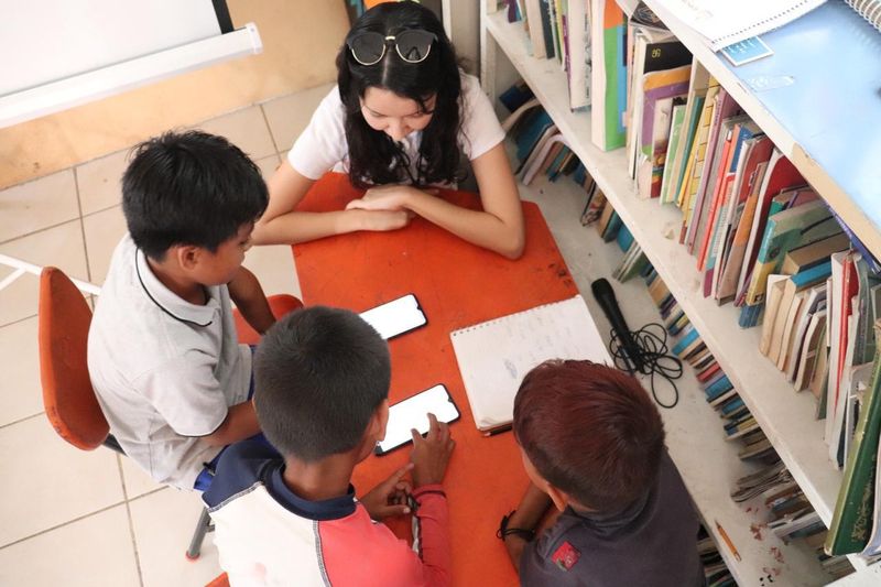 En este momento estás viendo Enfrenta Sipinna Tecomán hostigamiento escolar y niños jornaleros sin registro