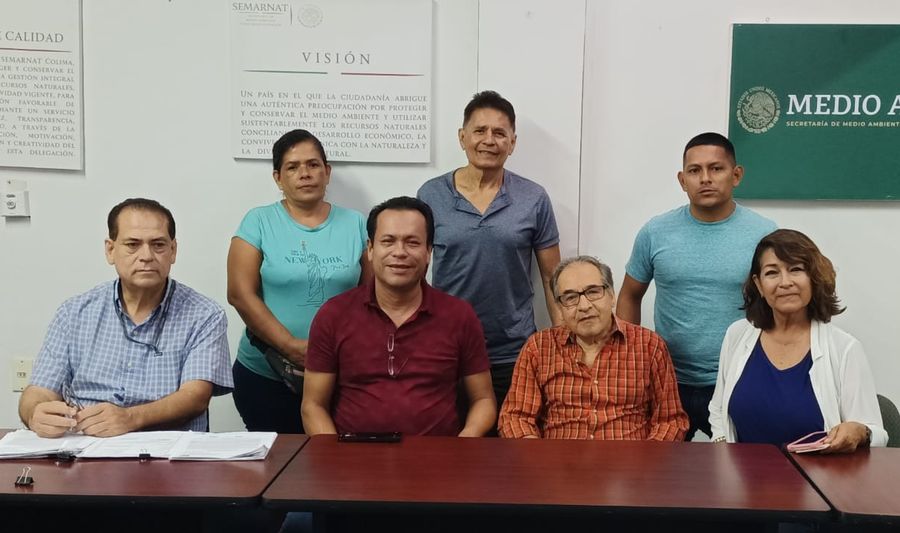 En este momento estás viendo Gestiona regidor Luis Gama temas en permisos de zona federal de Cuyutlán