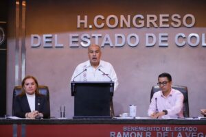 Lee más sobre el artículo Comparece secretario de Educación ante Congreso del Estado