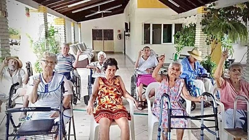 En este momento estás viendo Asilo Purísima Concepción de Tecomán organiza ‘Canasta Navideña’