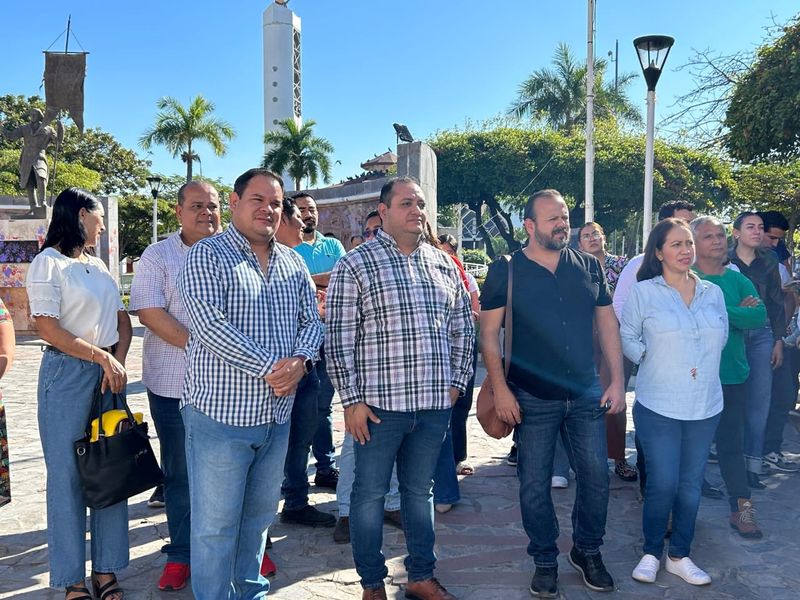 En este momento estás viendo Asegura regidor David Grajales que hay eficiencia en PC de Tecomán