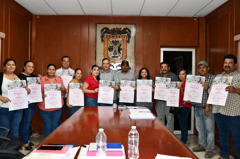 En este momento estás viendo Organizan DIF Armería bodas Colectivas