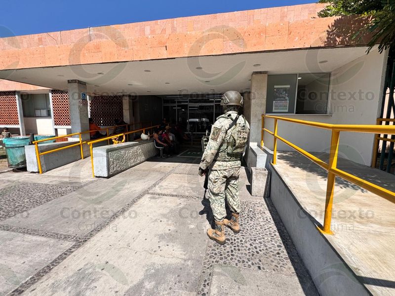 En este momento estás viendo Retiran artefacto explosivo del interior de la Clínica del IMSS en Tecomán