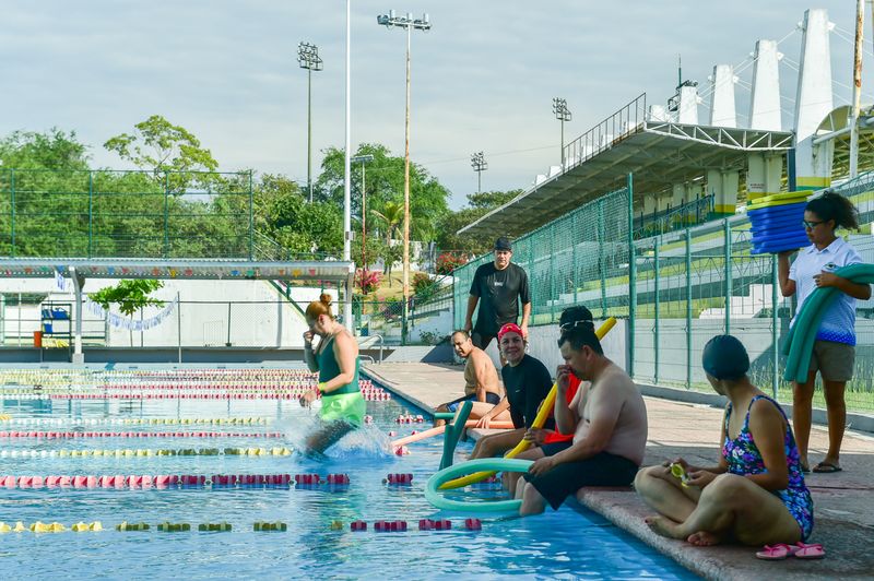 En este momento estás viendo Imparte UdeC curso ‘El ABC de la Natación’