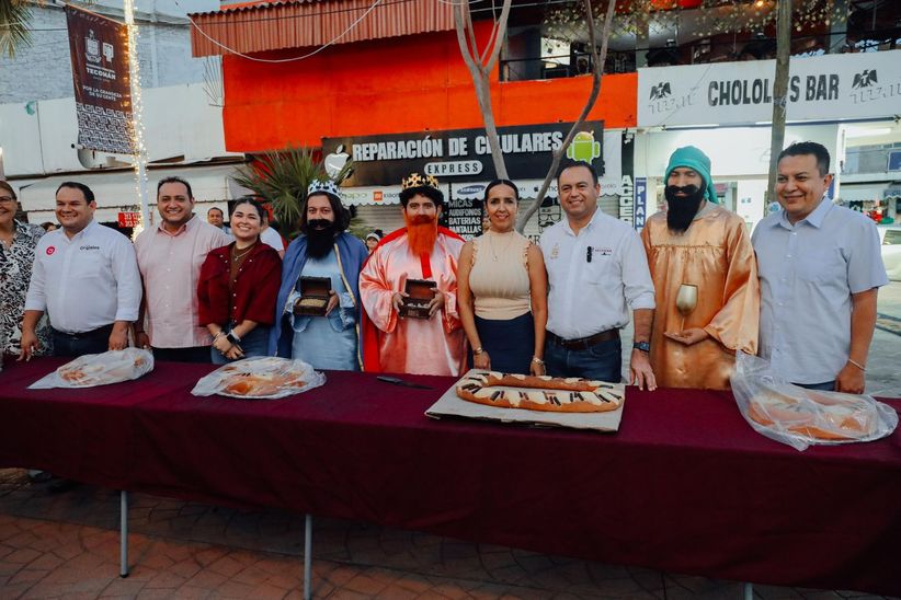 En este momento estás viendo Parten Rosca Armando Reyna y Mili Cuevas en andador López Mateos