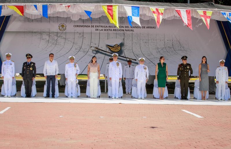 En este momento estás viendo Realizan ceremonias de entrega-recepción de mando de armas de la Sexta Región Naval y Fuerza Naval del Pacífico