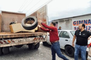 Lee más sobre el artículo Intensifican acciones contra el dengue con apoyo comunitario en Tecomán