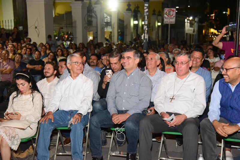 En este momento estás viendo Debemos trabajar unidos para construir otro Colima: Riult Rivera