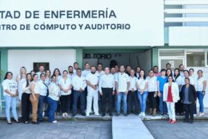 Lee más sobre el artículo Esencial, seguir fortaleciendo la vida académica de los estudiantes: rector