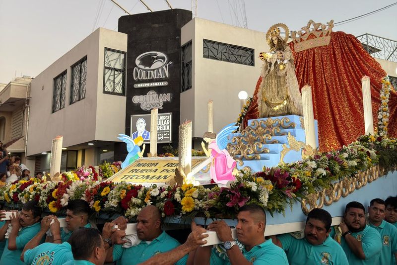 En este momento estás viendo Tecomán: miles se unen a peregrinación en honor a la Virgen de la Candelaria