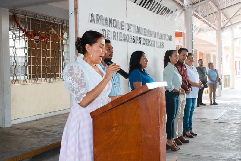 En este momento estás viendo Inician talleres de riesgos psicosociales en adolescentes, en Tecomán