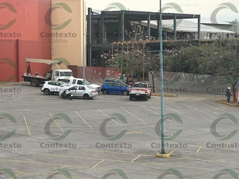 En este momento estás viendo Muere trabajador al caer de 12 metros en obra del centro comercial Zentralia