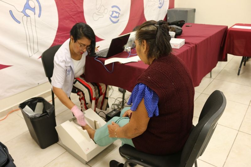 En este momento estás viendo Inició la campaña gratuita de Densitometría Ósea en el DIF Estatal Colima