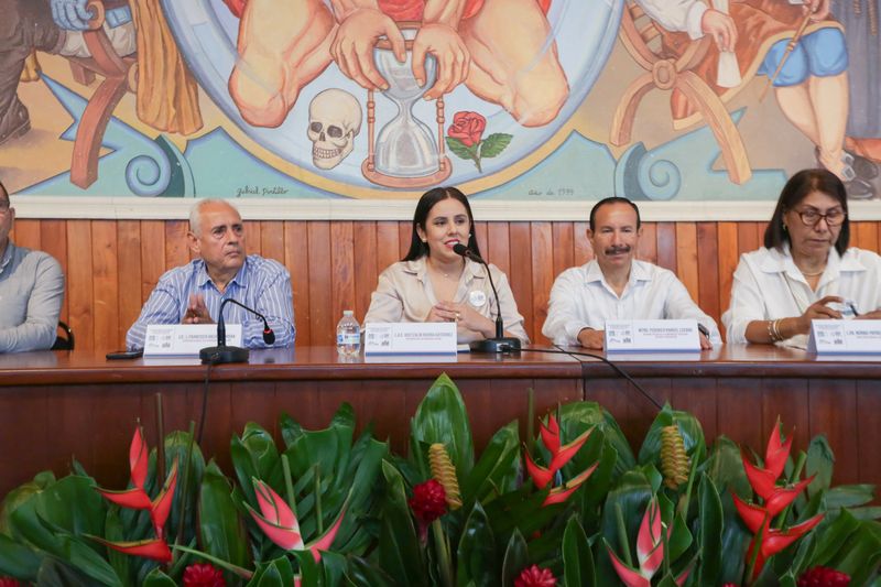 En este momento estás viendo Fortalecen red de defensores infantiles en el municipio de Colima