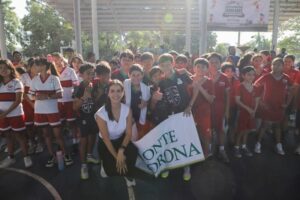 Lee más sobre el artículo Rosi Bayardo participa en inauguración de los juegos deportivos escolares de la educación básica