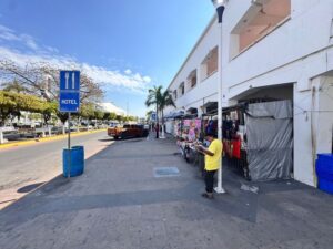 Lee más sobre el artículo Disminuyen robos a comercios en Tecomán gracias vigilancia y colaboración ciudadana: Seguridad Pública