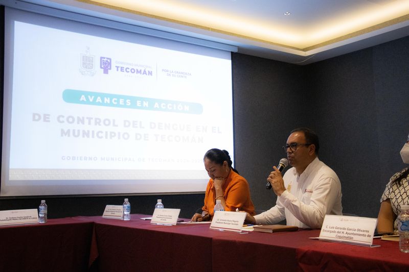 En este momento estás viendo Tecomán presenta resultados en combate contra el dengue ante el Comando Estatal