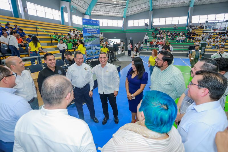 En este momento estás viendo Rehabilitan polideportivo de Manzanillo