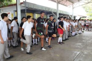 Lee más sobre el artículo Conmemora Secundaria Técnica 20 Día Mundial Sin Tabaco y Día del Estudiante con Conciencia y Alegría