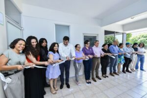 Lee más sobre el artículo Entregan remodelación de oficinas de la Unidad de Género