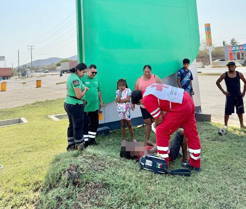 En este momento estás viendo Atropellan a un hombre en la autopista Tecomán-Manzanillo