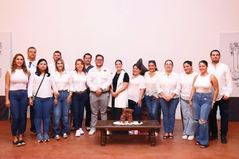 En este momento estás viendo Imparte Alcaldía de Colima capacitación sobre Marketing