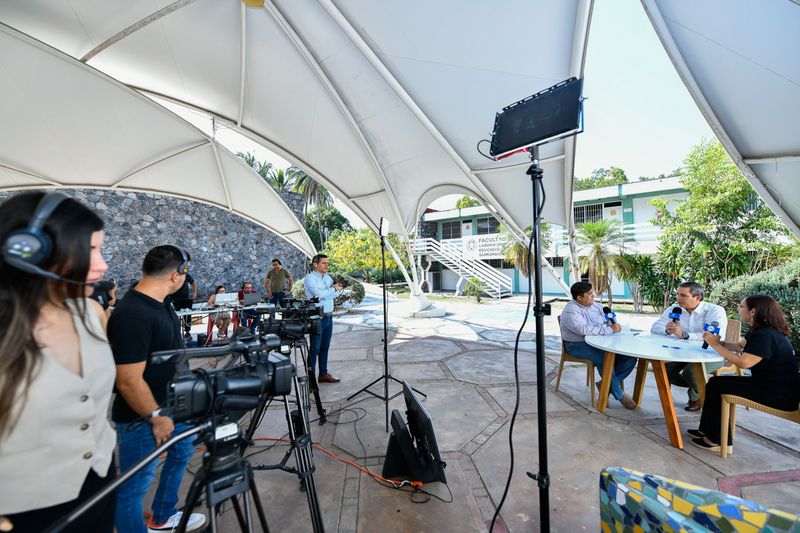 En este momento estás viendo Invitan a comunidad colimense a disfrutar Feria del Libro Universitario Altexto 2025