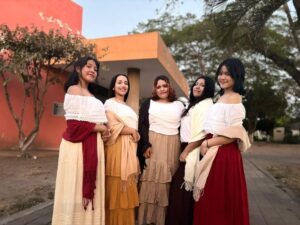 Lee más sobre el artículo Llevan jóvenes de Tecomán sus leyendas a complejo cultural Los Pinos