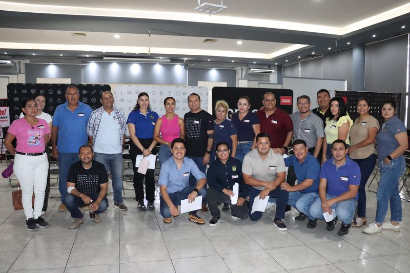 En este momento estás viendo Participa alcalde de Tecomán en campaña de altruismo de Donadores Compulsivos