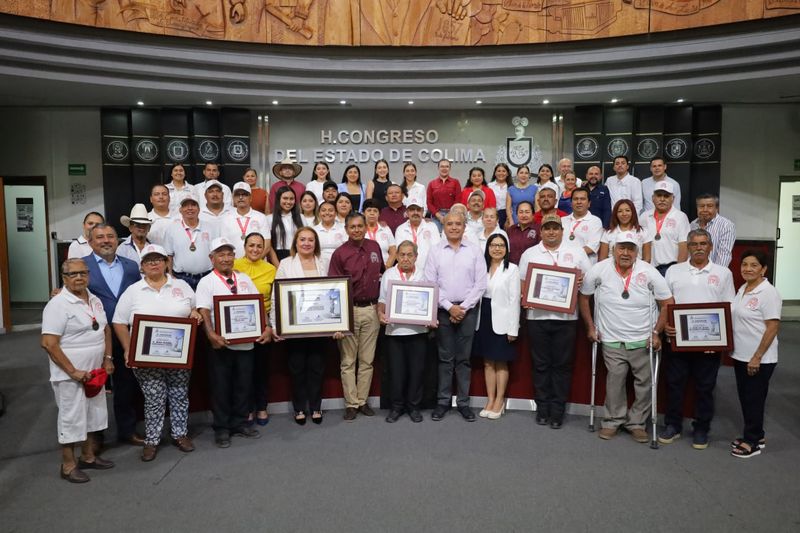 En este momento estás viendo Reconoce LXI Legislatura a Cooperativa de Salineros de Colima por 100 años de fundación