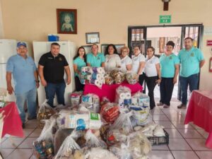 Lee más sobre el artículo Sindicato de Trabajadores del Ayuntamiento de Tecomán entrega apoyos a sectores vulnerables
