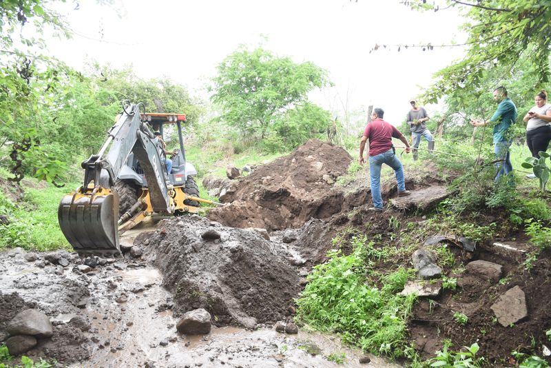 En este momento estás viendo Atiende Ayuntamiento de Colima reporte por colector pluvial colapsado y alcantarillas obstruidas