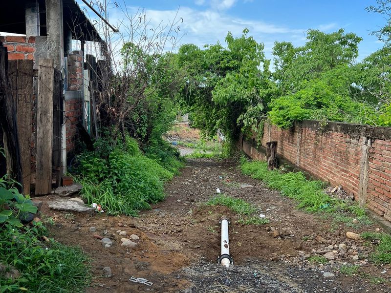 En este momento estás viendo Atiende Comapal fuga de agua en colonia Lázaro Cárdenas