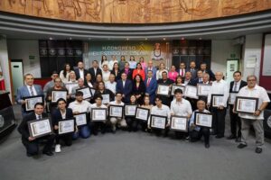 Lee más sobre el artículo Entrega LXI Legislatura de Colima el “Premio Estatal de Periodismo 2025”