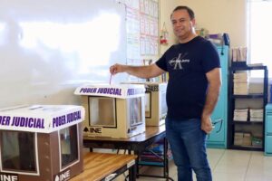 Lee más sobre el artículo ‘Un paso para fortalecer independencia del Poder Judicial’: Armando Reyna al emitir su voto