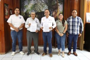 Lee más sobre el artículo Firma Tecomán convenio con Universidad Multitétnica Profesional