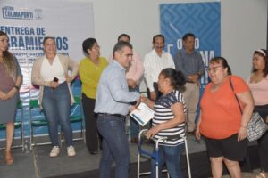 Lee más sobre el artículo Riult Rivera entrega 45 nombramientos a comités ciudadanos