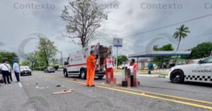 Lee más sobre el artículo Grave accidente automovilístico en Tecomán deja a dos mujeres heridas
