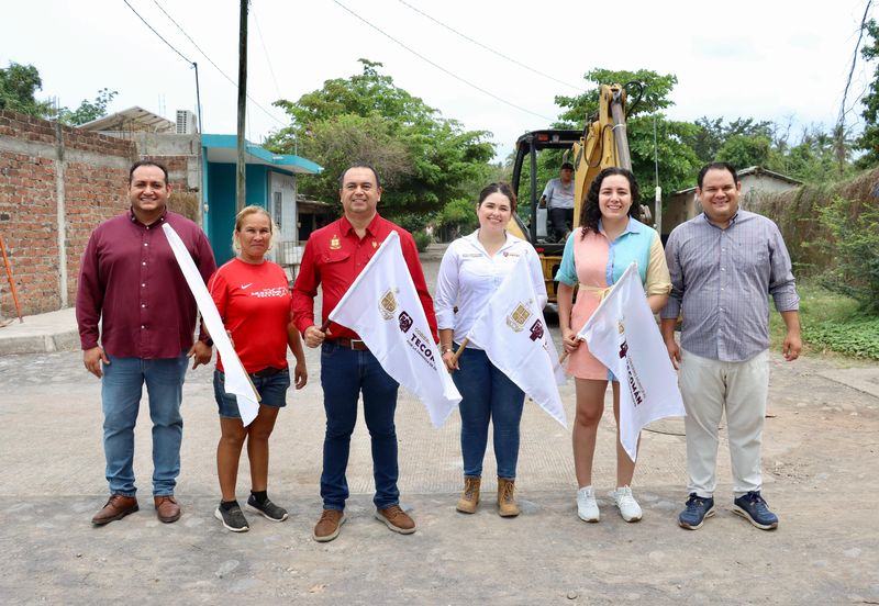 En este momento estás viendo Rehabilita Alcaldía de Tecomán drenaje en Caleras