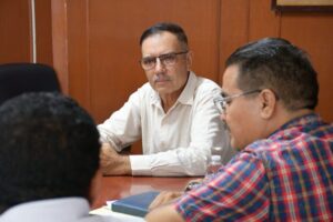 Lee más sobre el artículo ‘Buscarán regular mototaxis en Armería’: Martín Amezcua