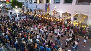 Lee más sobre el artículo Tecomán se llena de ritmo con el Primer Gran Maratón de Baile ‘Muévete’