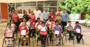 Lee más sobre el artículo Entregan Colibecas a estudiantes de Tamala y Las Trancas