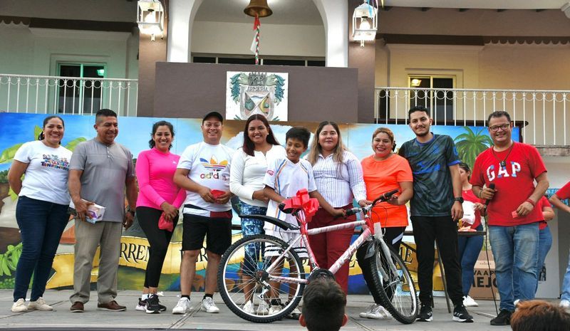 En este momento estás viendo Celebran el 58 aniversario de Armería con un bicipaseo