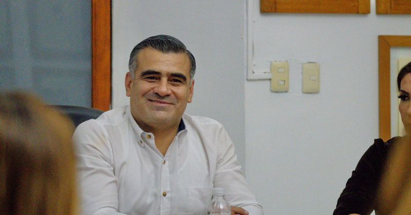 En este momento estás viendo Riult Rivera pedirá a Ferromex medidas de seguridad en cruces ferroviarios urbanos