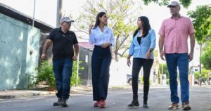 Lee más sobre el artículo Rosi Bayardo cumple a la colonia Indeco con obra de agua potable, drenaje y pavimentación