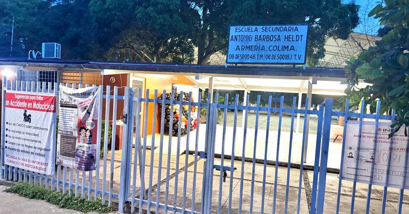 En este momento estás viendo Menor de 15 años sufre intoxicación etílica durante fiesta de graduación en secundaria federal de Armería