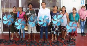 Lee más sobre el artículo Inicia Armando Reyna programa de ventiladores a bajo costo en Tecomán