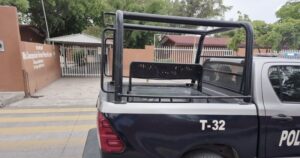 Lee más sobre el artículo Policía de Tecomán mantiene vigilancia preventiva en escuelas para evitar robos