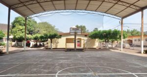 Lee más sobre el artículo Recuperan espacios deportivos abandonados en Ixtlahuacán